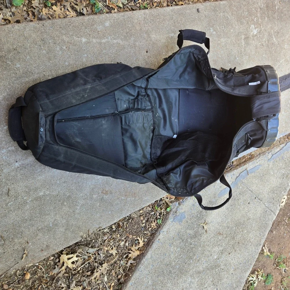 Armor Gear Rolling Golf Club Travel Bag Black Ballistic Nylon Hard Shell Base